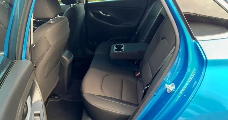 Hyundai I30 cena 52900 przebieg: 93000, rok produkcji 2017 z Ozorków małe 596